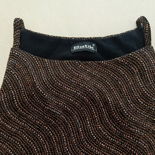 Top with rhinestones size small like new, black and gold