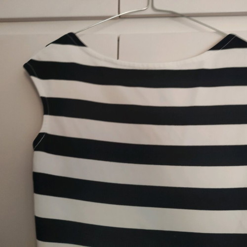 Summer black and white dress used with white and black stripes size M