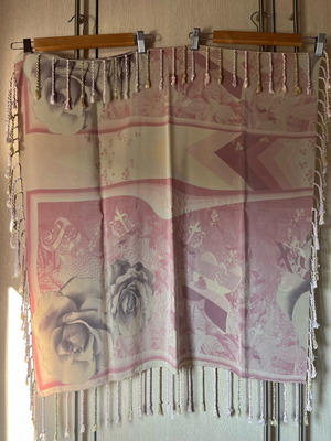 Silk Soufli Scarf like new with print and silk tassels