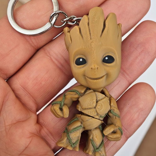 Groot flexi keychain new
