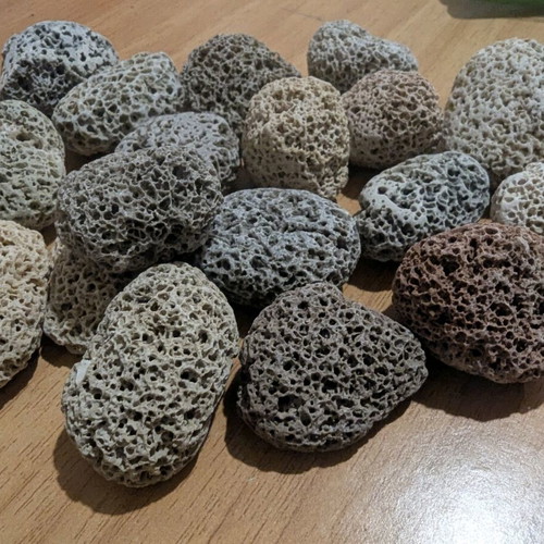 Limestone decorative stones new, pack of 18, natural
