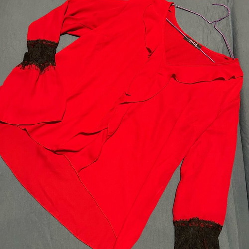 Blouse red like new, size S