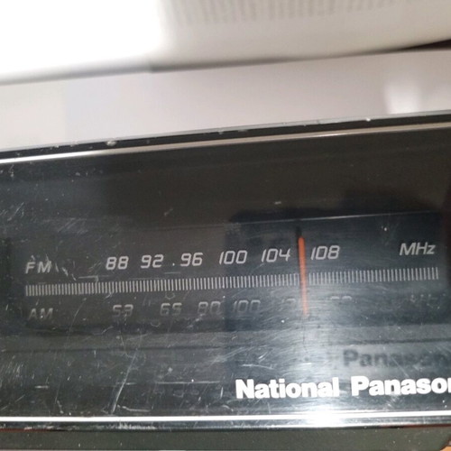 National Panasonic RC 100B clock radio used, vintage 70s