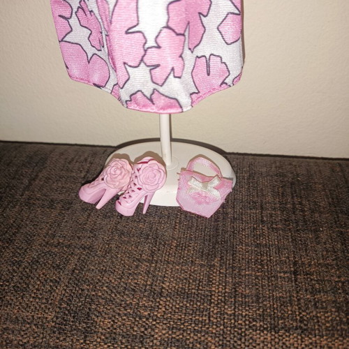 Barbie Fashionistas pink dress with matching shoes and handbag