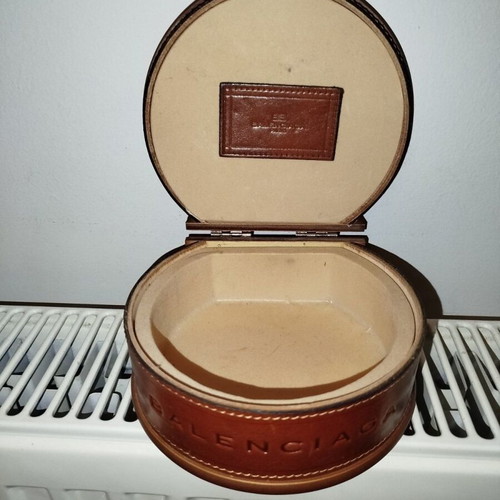 Balenciaga wooden box like new with leather band