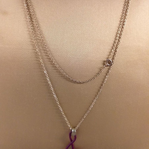Necklace with treble clef and chain