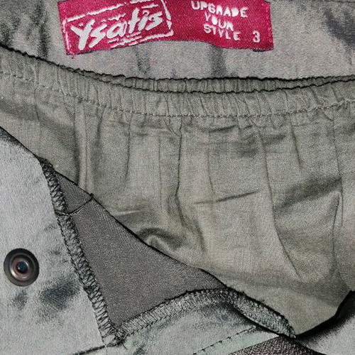 Ysatis double khaki-green skirt like new with ruffles and sequins