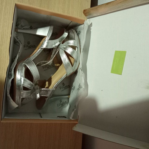 Voi-Noi Silver Sandals Size 38 Like New, Evening