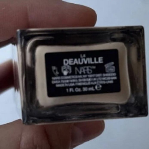 NARS foundation like new, shade Deauville