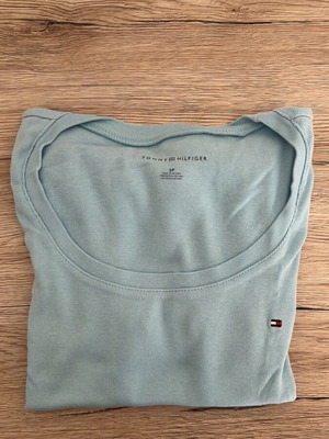 Tommy Hilfiger μπλούζα μπλε μέγεθος small σαν καινούργιο