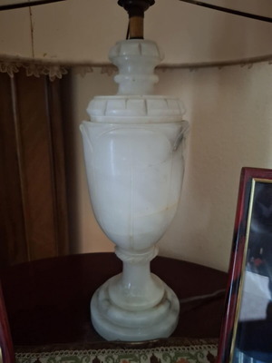 Alabaster table lamp like new, neoclassical hydria Italian art