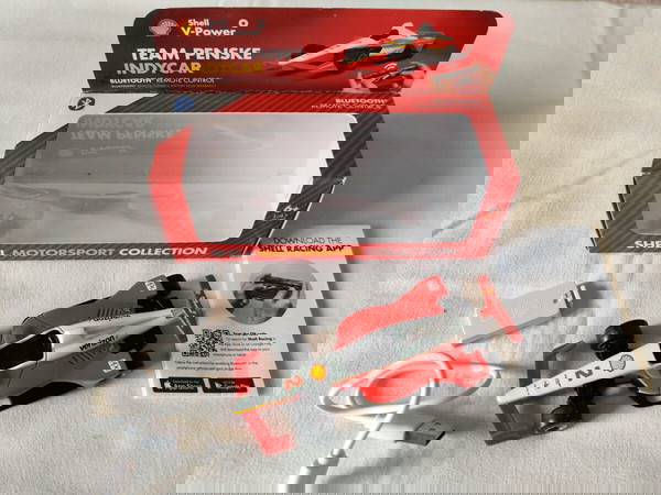 Shell Motorsport Collection Team Penske Indycar τηλεκατευθυνόμενο 1:41 και 1 μπαταρία Bluetooth