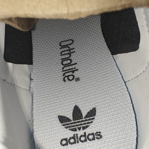 Adidas Gazelle sneakers size 39 new, black and white suede