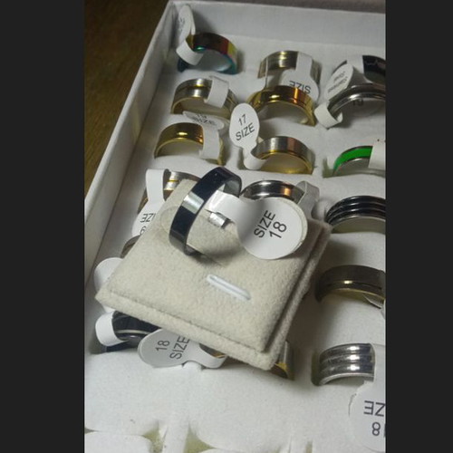 Unisex stainless steel ring size 18 new