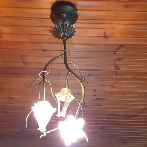 Ceiling multi-light bronze metal lamp with lilies, like new