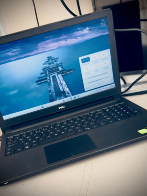 Dell Inspiron 5558 laptop like new, 15.6", Intel Core i5, 120GB SSD