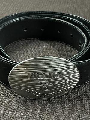 Prada Leather Belt with Logo Buckle very good, size 100, black