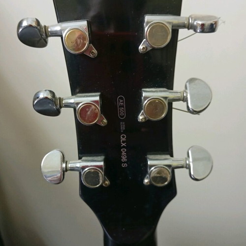 Yamaha electro-acoustic guitar like new