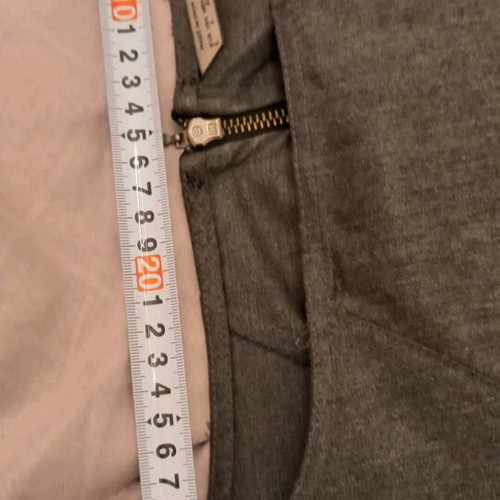 Zara dress gray like new, size L