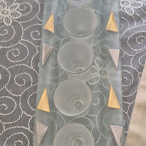 Tray with 6 shot glasses like new