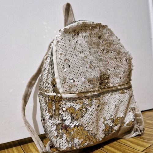 Backpack with pink-gold sequins like new, shiny design