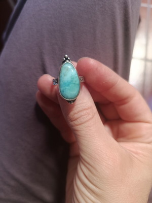 Stone ring new with vivid turquoise stone made in Spain