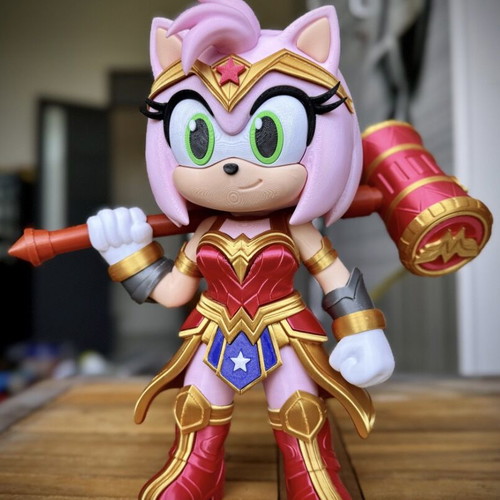 Amy Rose Wonder Woman collectible figure new