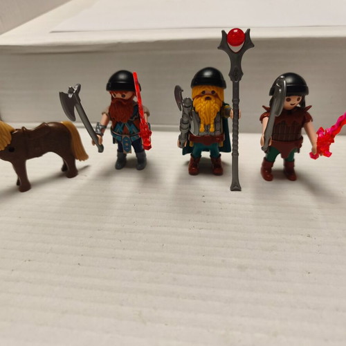 Playmobil dwarfs pack of 3 with weapons and pony like new