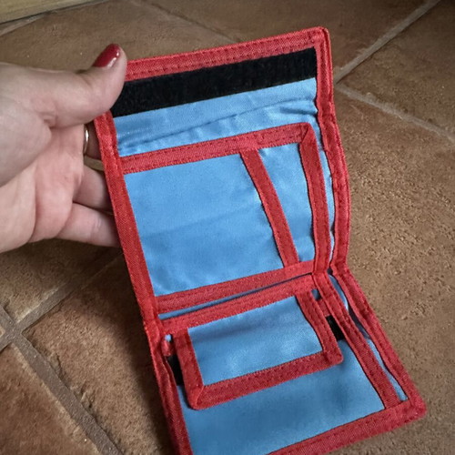 Children's fabric wallet with Velcro like new