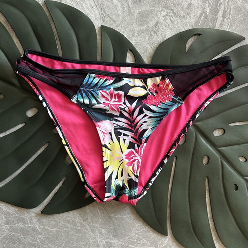 Bikini swimsuit size M, multicolor