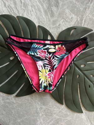 Bikini swimsuit size M, multicolor