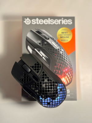 SteelSeries Aerox 5 gaming mouse like new in excellent condition