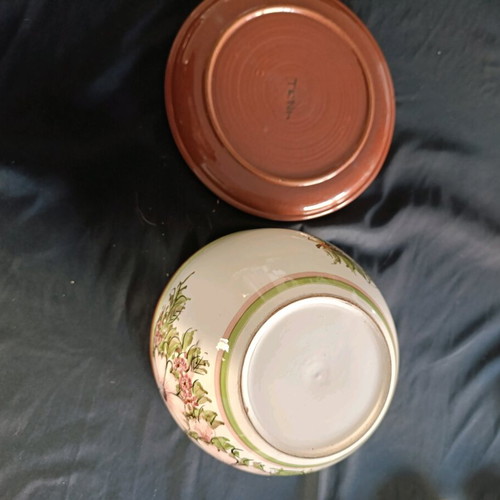 Handmade ceramic flowerpot with saucer like new, hand-painted floral patterns