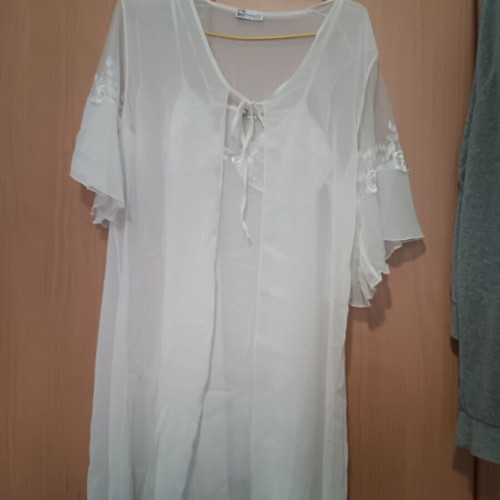 Women's nightgown white Small like new