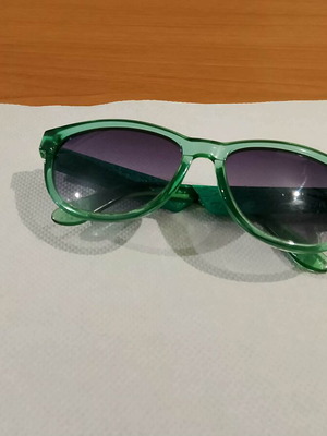 Carrera women's sunglasses like new, green collectible