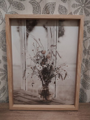 Frame 42cm x 32cm with mark on the corner