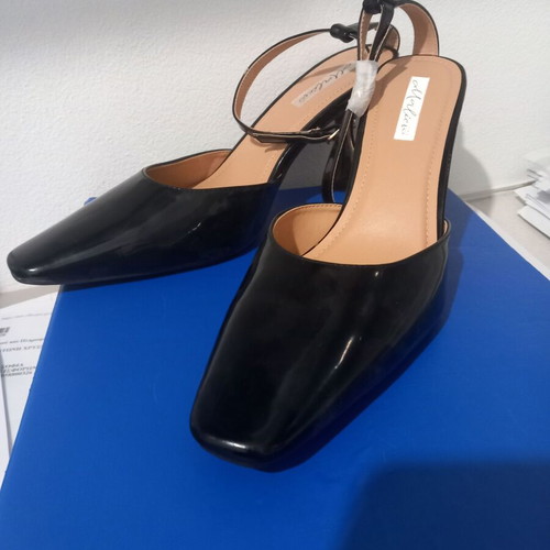 Mules black with square toe new, Malien