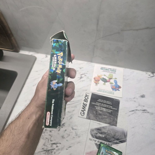 Pokemon Emerald used CIB USA Edition
