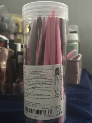 Face razors new in various colors