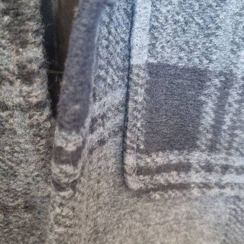 Checked oversized coat new, size XS fits up to XL