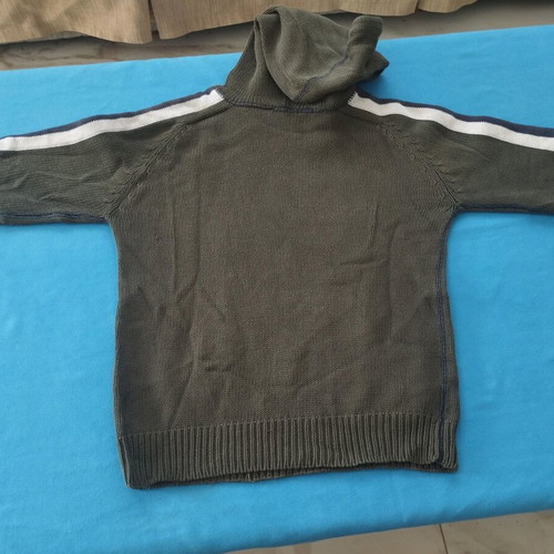 Review knitted kids sweatshirt like new, green olive, size 116-122