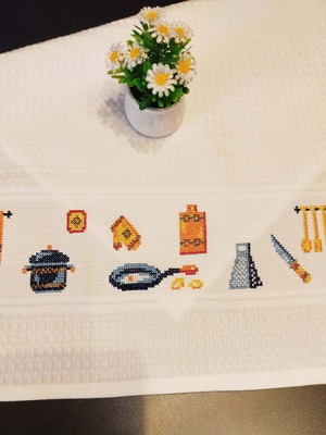 Set of three kitchen towels embroidered new