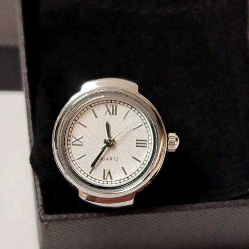Global Watch Women's Ring Watch new with quartz mechanism