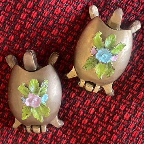 Antique decorative brass turtles set of 2, like new
