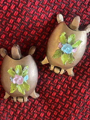 Αντίκα διακοσμητικά μπρούτζινα χελωνάκια, σαν καινούργια, σετ 2