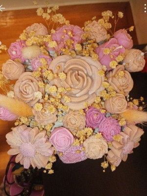 Decorative flowerpot with wax flowers new