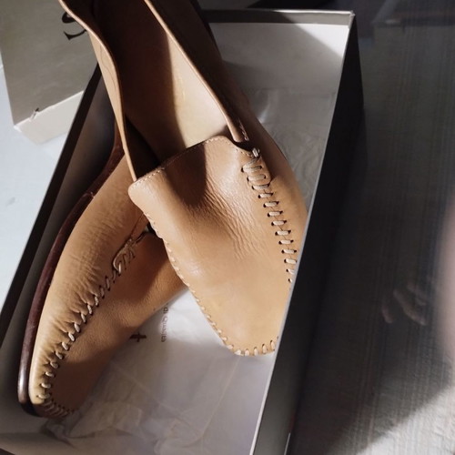 Starlet women's shoes new, beige, size 38, Italian