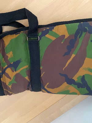 Durable gun carrying case with fur lining