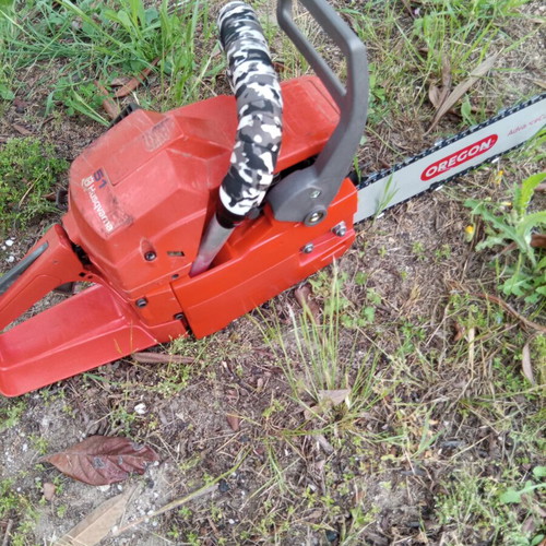 Husqvarna 51 chainsaw used with new chain