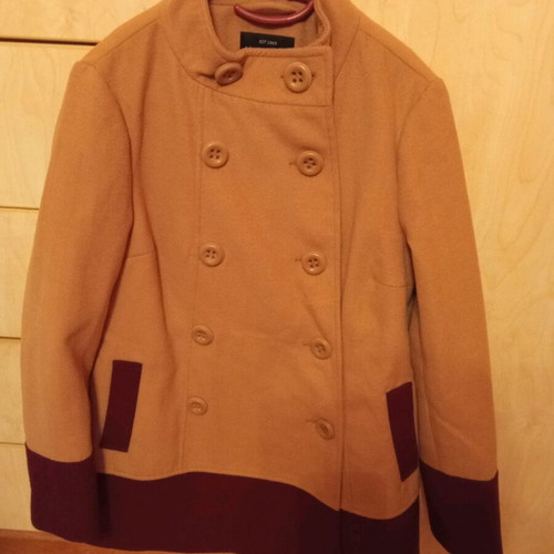 Beige coat with burgundy size medium like new